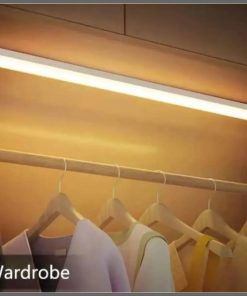 Magnetic motion sensor light