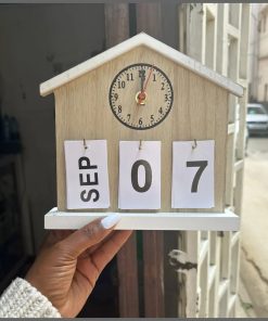 calendar with clock figurines