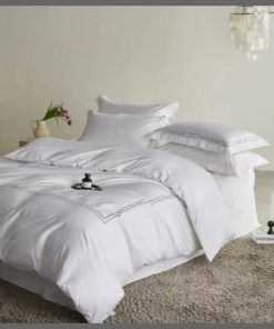 4Pcs Luxury embroidered duvet cover set