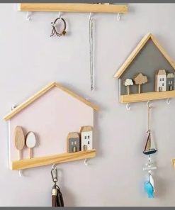 House shaped decor wall hanging with 3 hooks