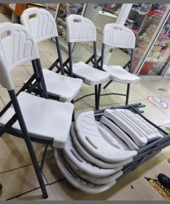 Foldable camping chair