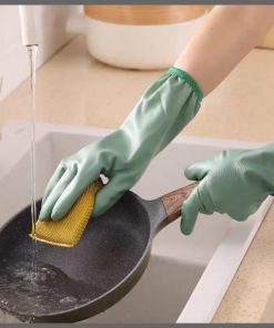 A Pair Of Thickened  Latex Gloves